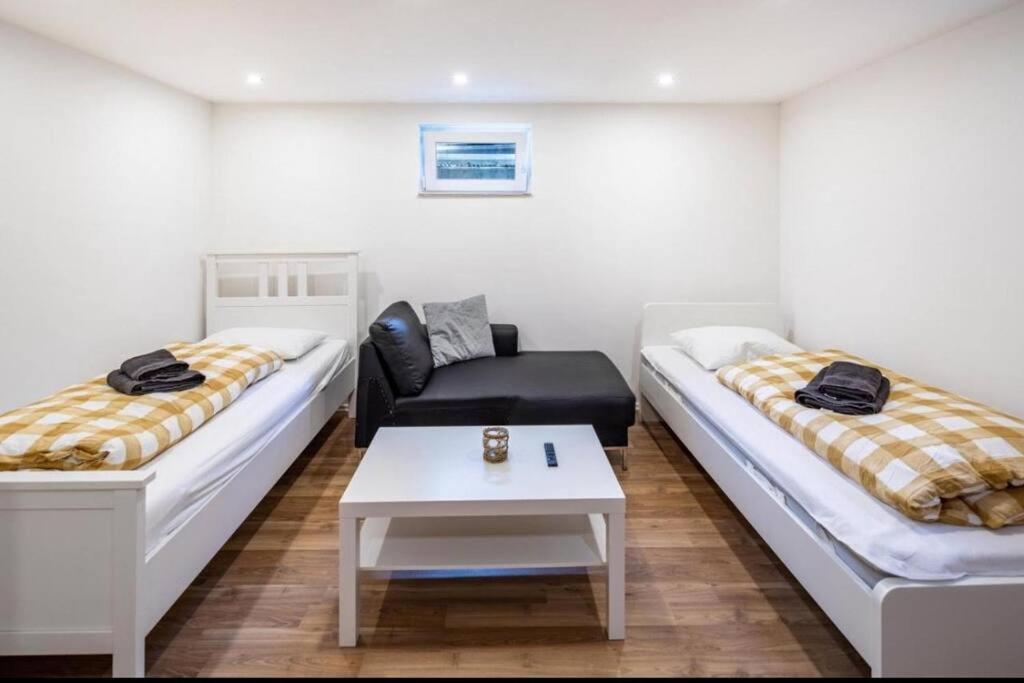 Cityloft Kassel 1 - Zentrale Unterkunft Fuer Gruppen Bis 7 Personen - Parkplatz - Netflix Exterior foto